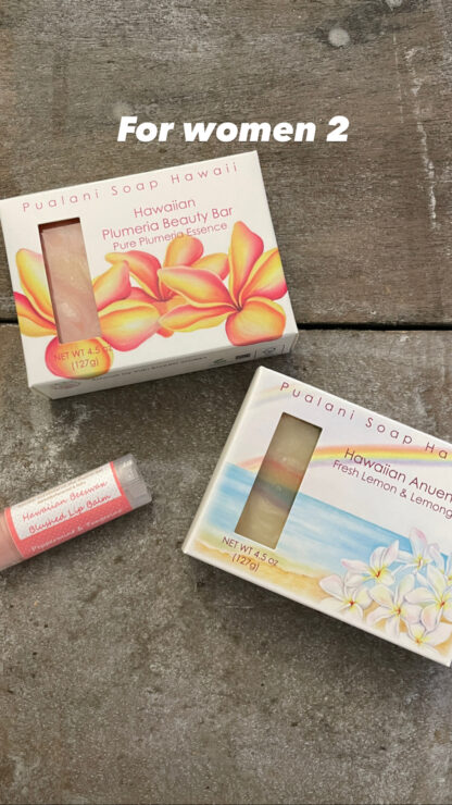 Holiday Hawaiian Soap in Gift Bag with Hawaiian Beeswax Lip Balm // 2 x soap bars and 1 x lip balm - Image 9