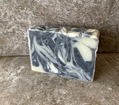 Mini Detox Charcoal Bar Peppermint and Grapefruit 2oz - Image 4